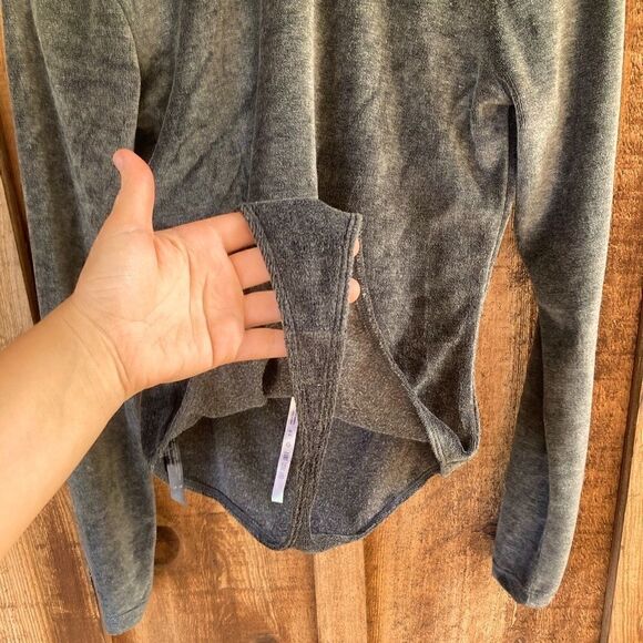 Urban Outfitters Out From Under Velvet Open Back Snap Neck Grey Body Suit - Picture 5 of 7